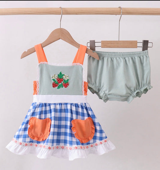 Strawberry Ruffle Bloomer Set